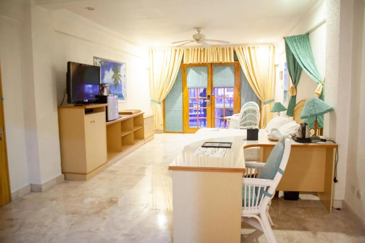 Clarkton Hotel Apartment Angeles