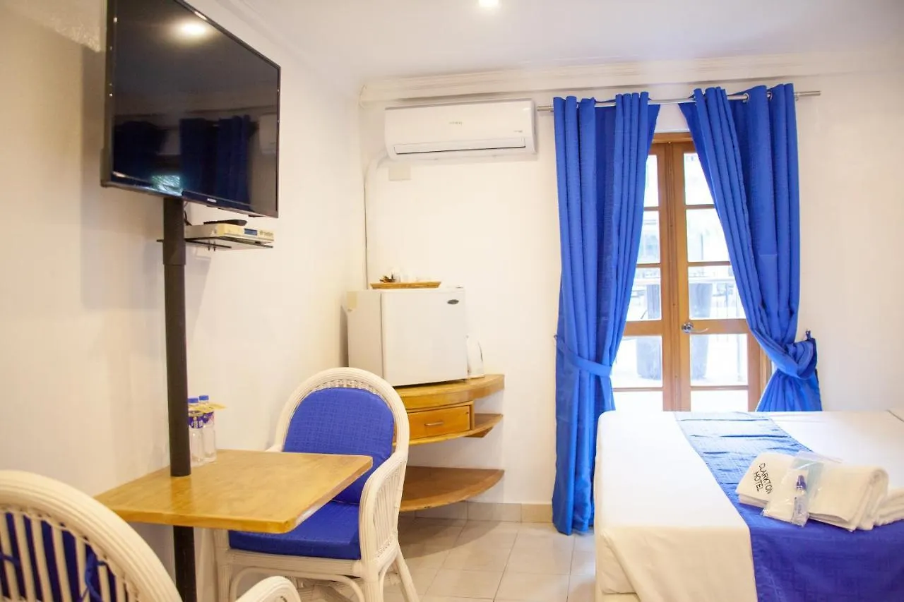 Clarkton Hotel Apartment Angeles